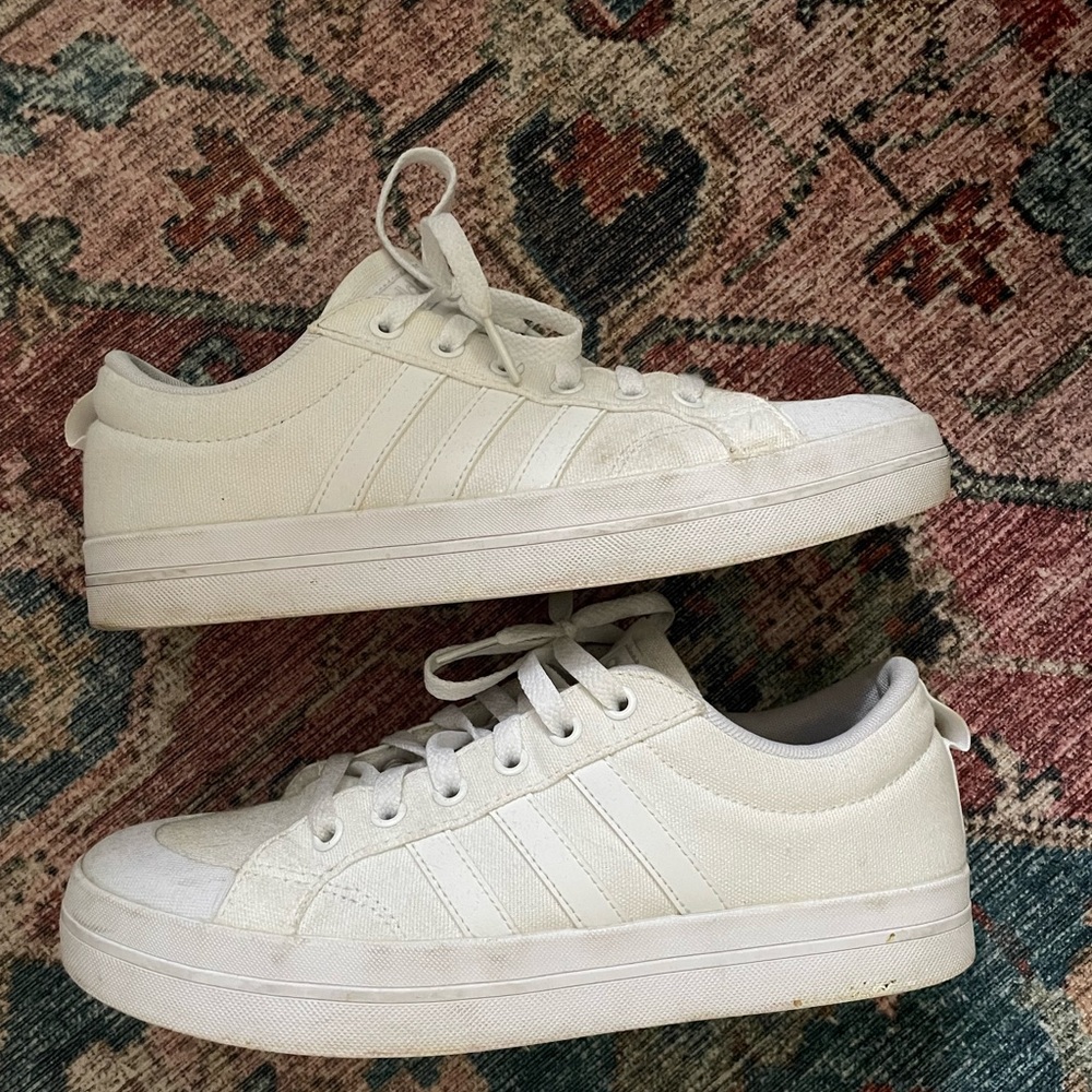 Adidas Canvas Sneaker